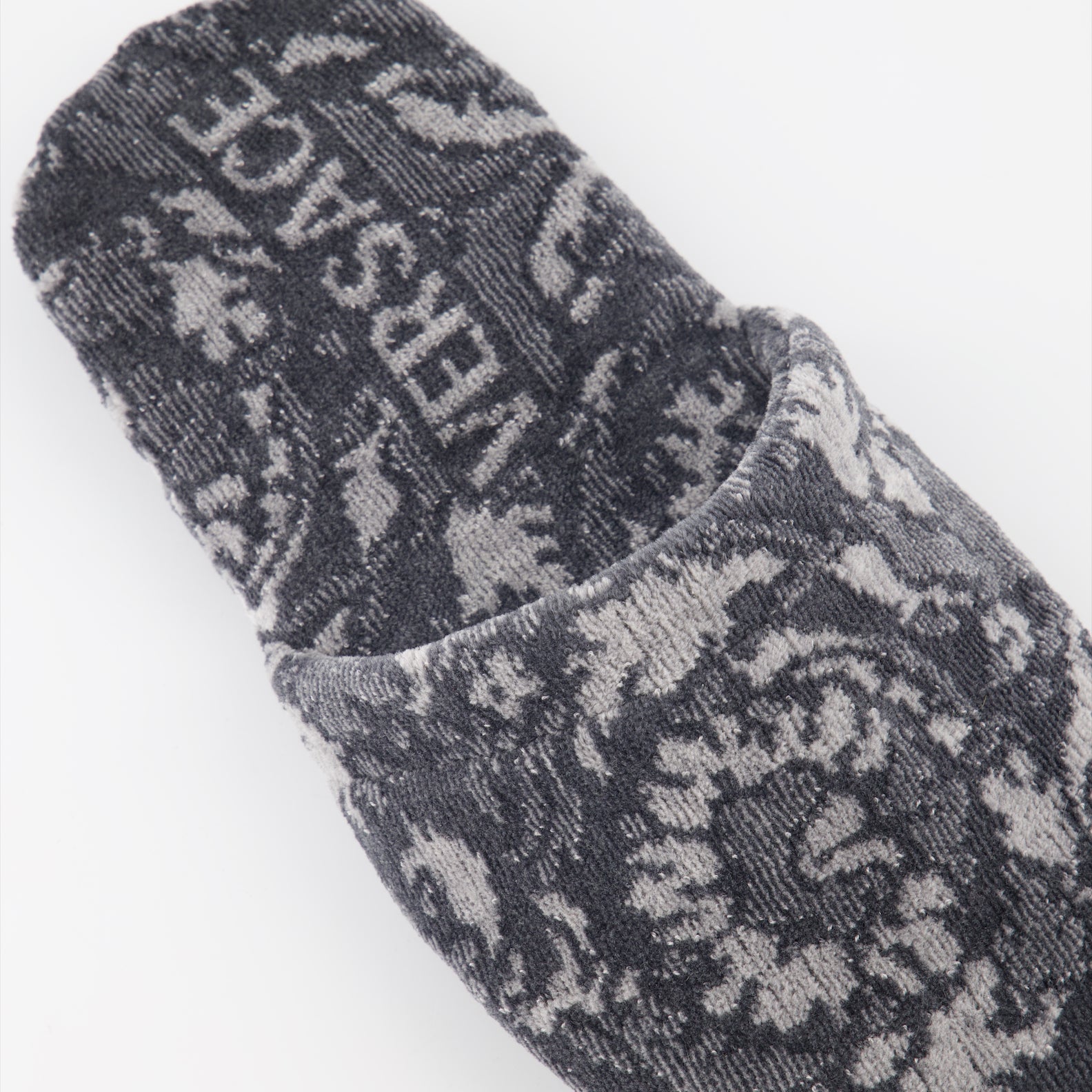 Versace Barocco Slippers - image 5