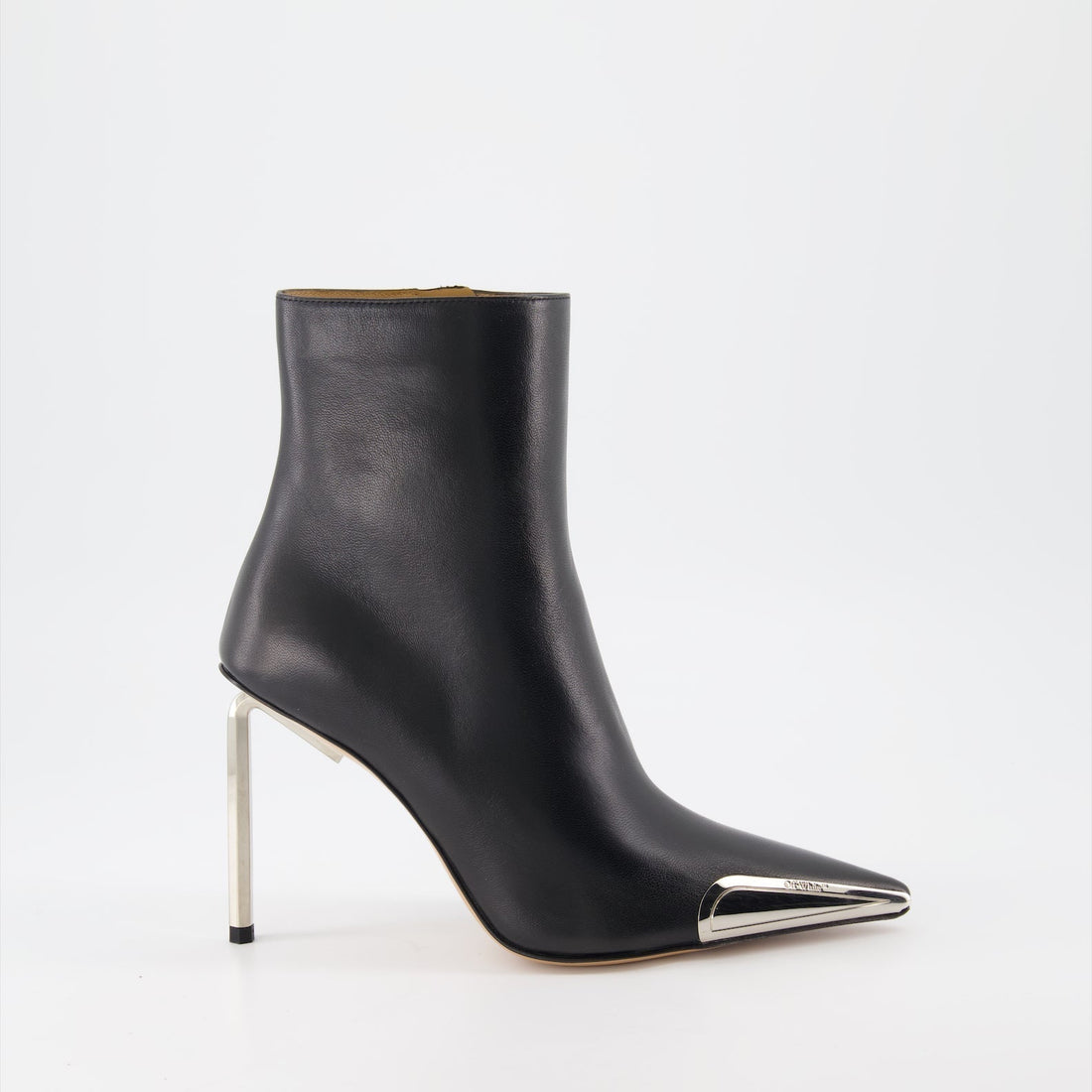 Pointed-Toe Ankle Boots