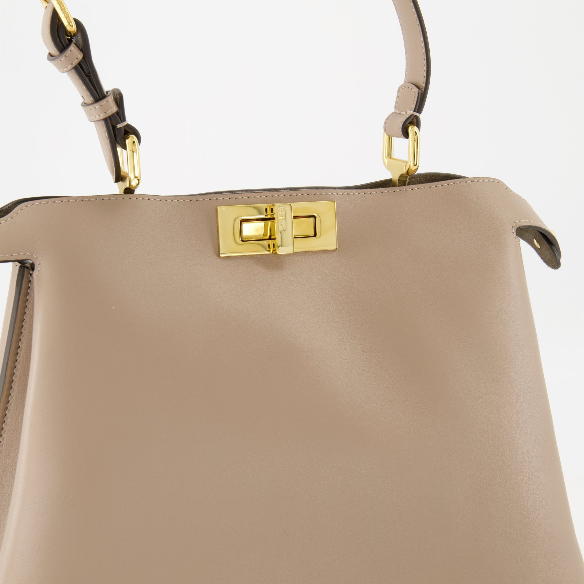 Fendi Peekaboo ISeeU Medium – Beige Leather - image 3