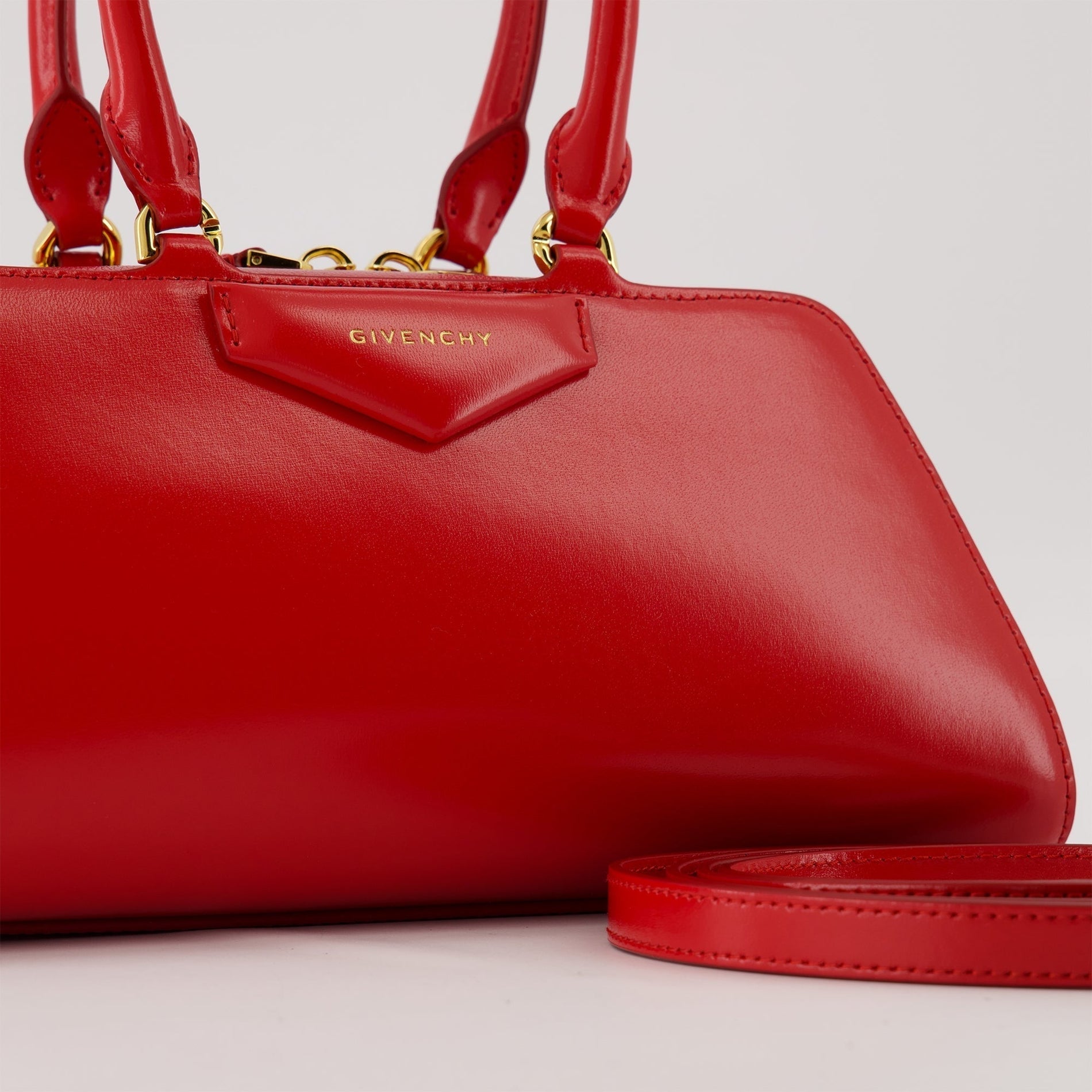 Givenchy Mini Antigona Top Handle Bag – Red - image 3