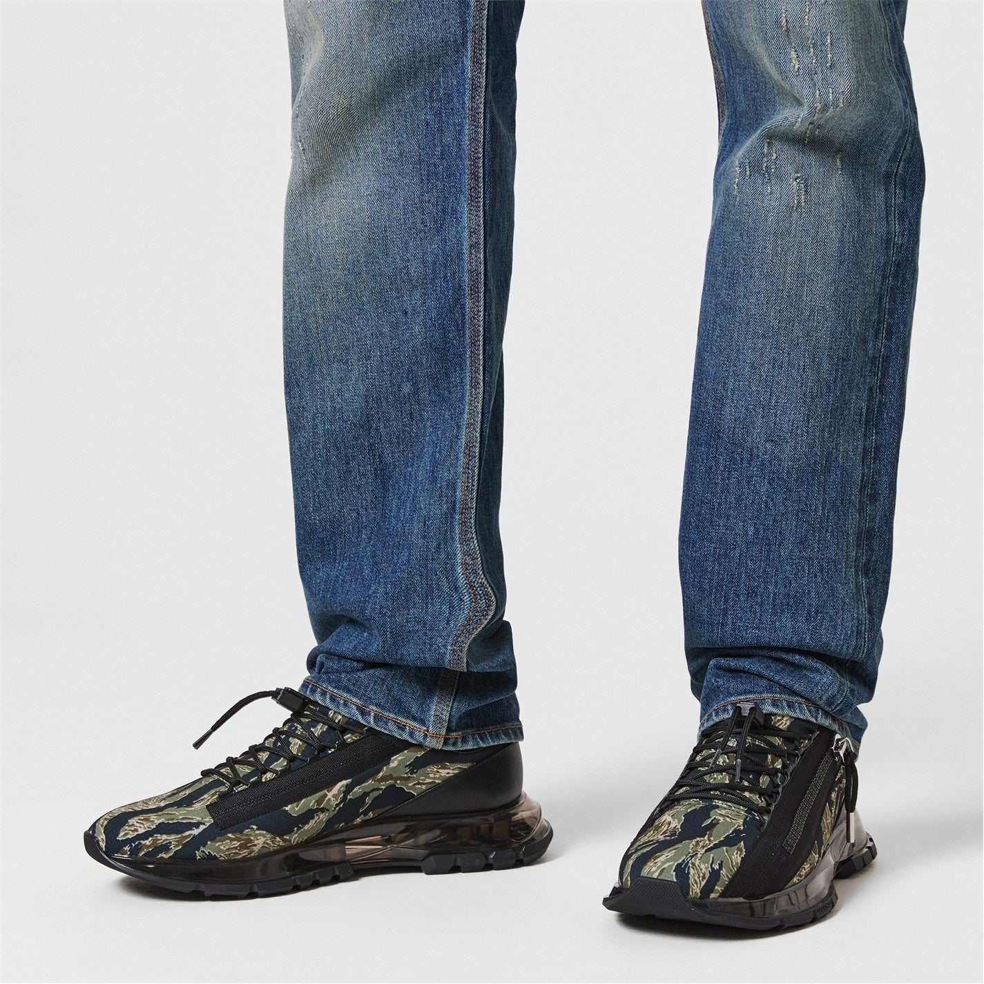 Givenchy GIV Spectre Zipped Runners - image 5