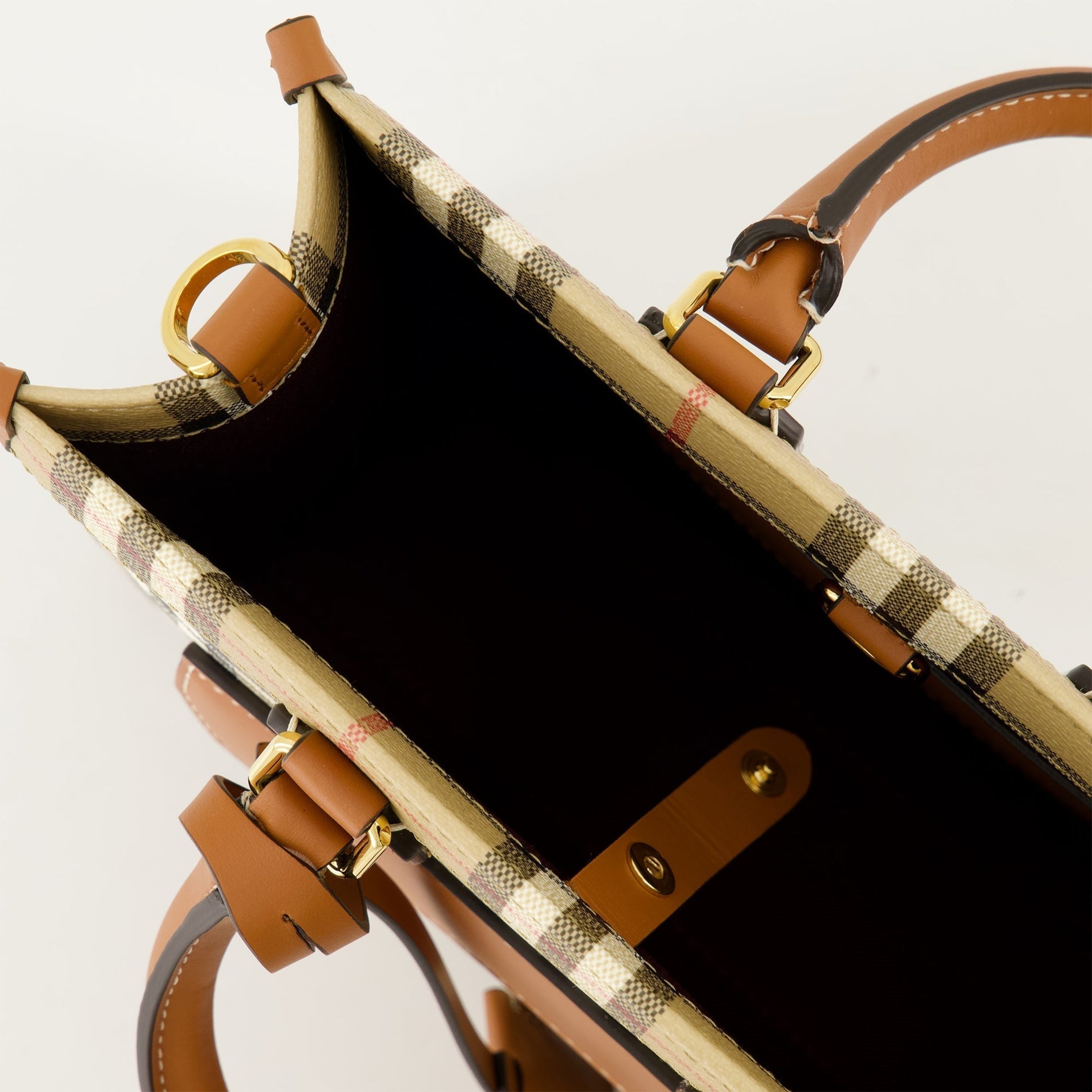 Burberry Mini cabas Freya - image 4