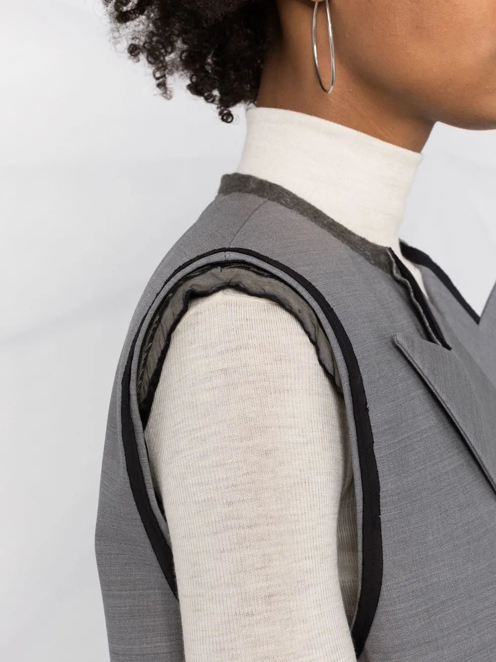 Alexander McQueen Sleeveless Blazer - image 7