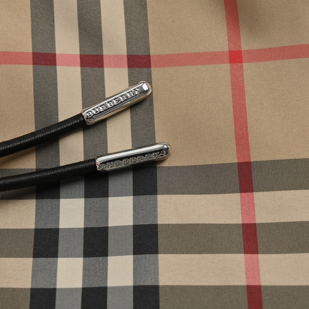 Burberry Reversible Vintage Check Hooded Windbreaker - image 6
