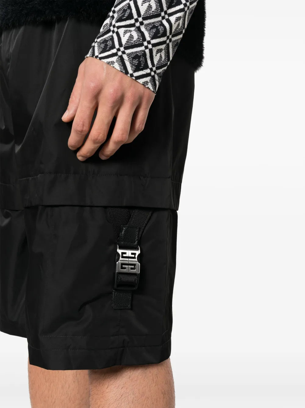 Givenchy Short Cargo - image 7