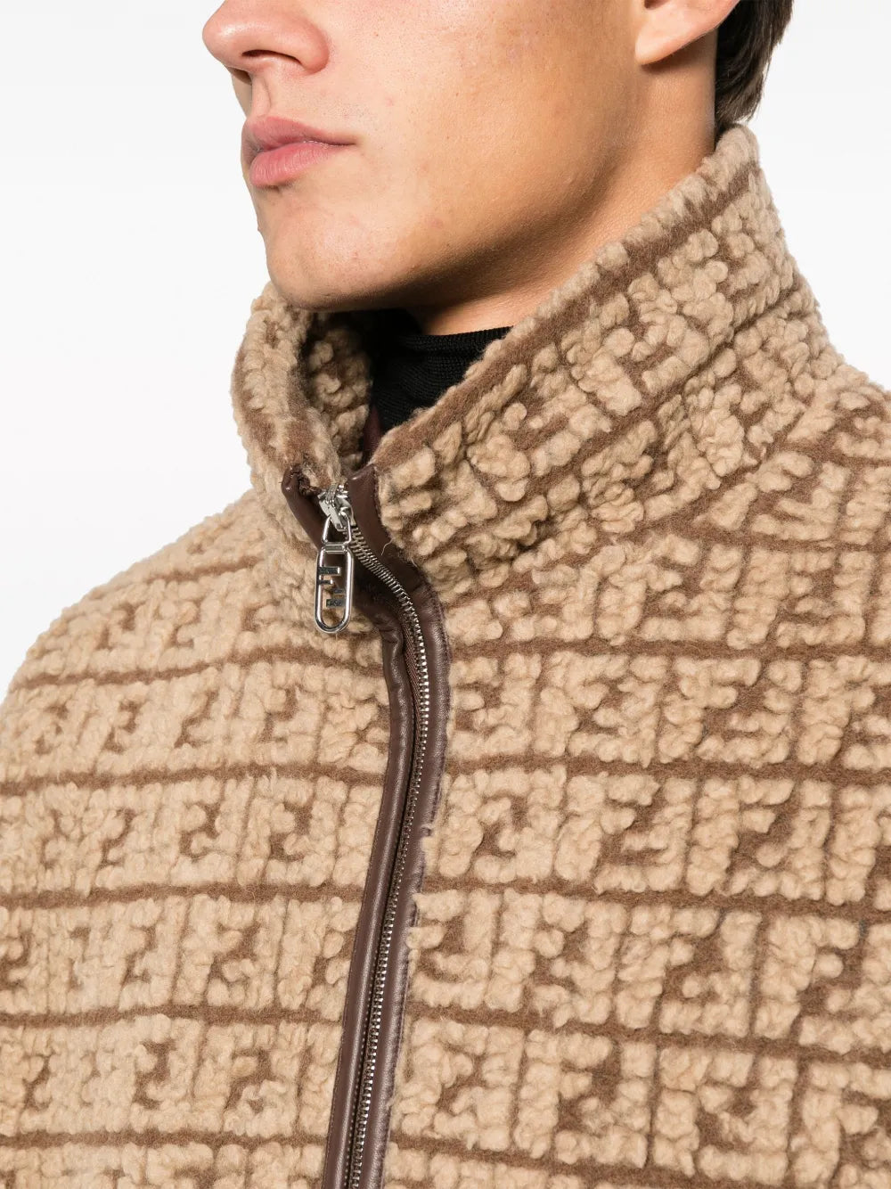 Fendi Sleeveless Jacket - image 7