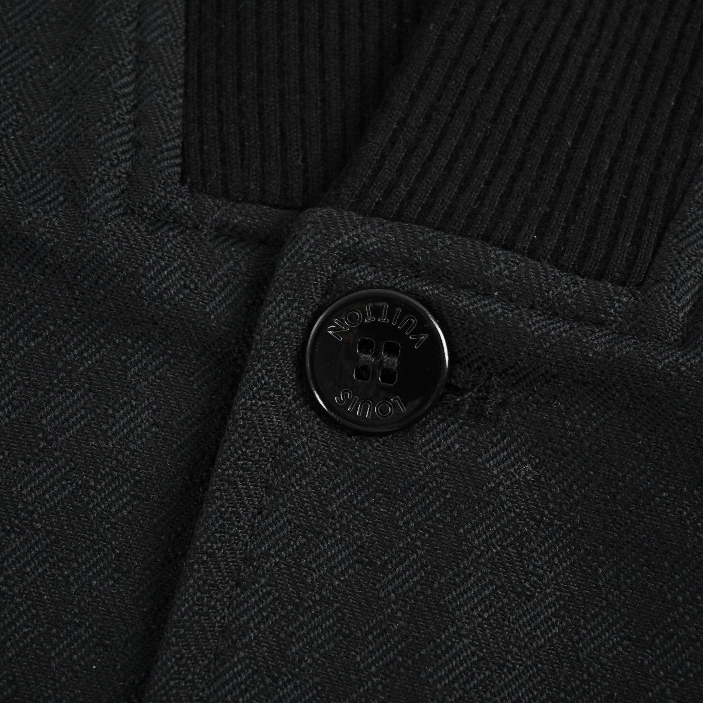 Louis Vuitton Gradient Cuff Wool-Blend Evening Cardigan - image 5