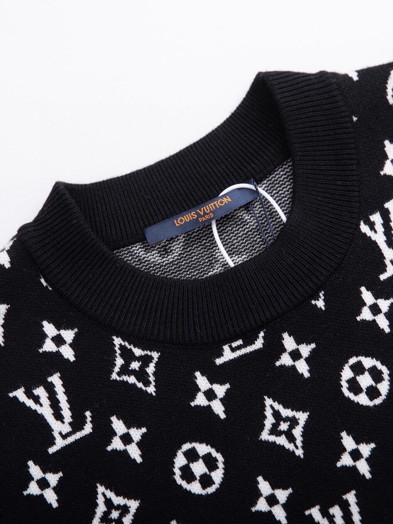 Louis Vuitton Monochrome Monogram Wool Jumper- Black - image 3