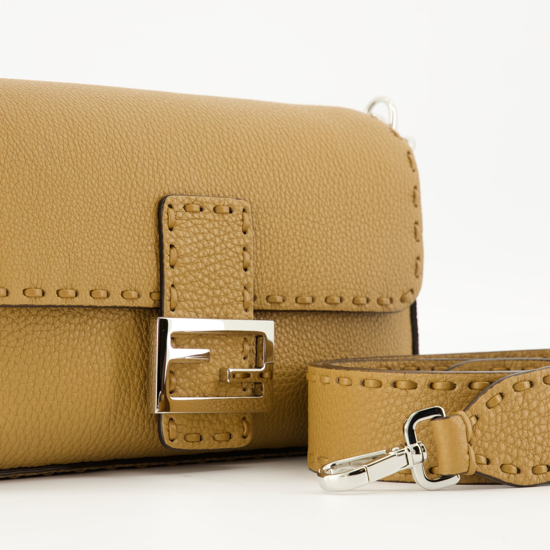 Fendi Baguette Selleria - image 3