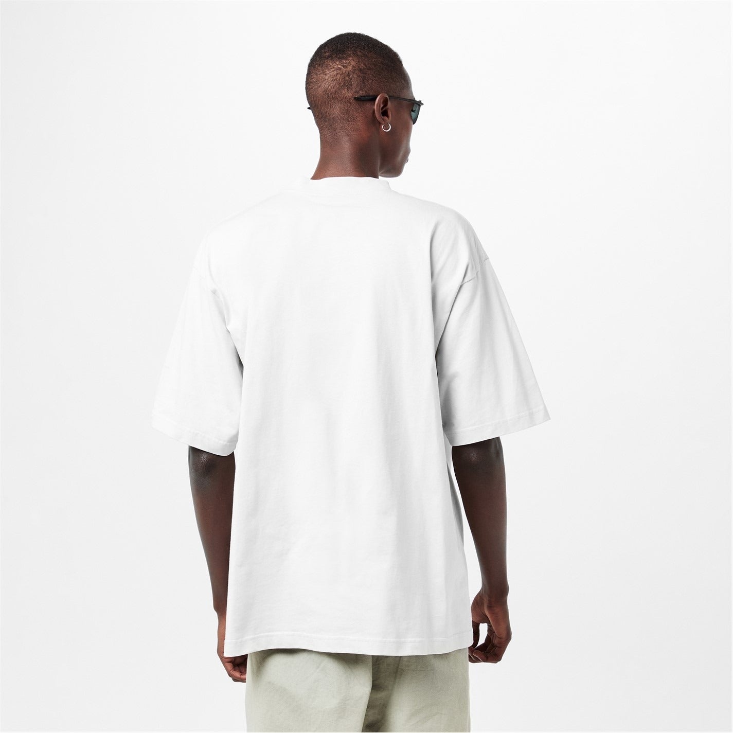 Balenciaga Men’s Oversized T-Shirt - image 3