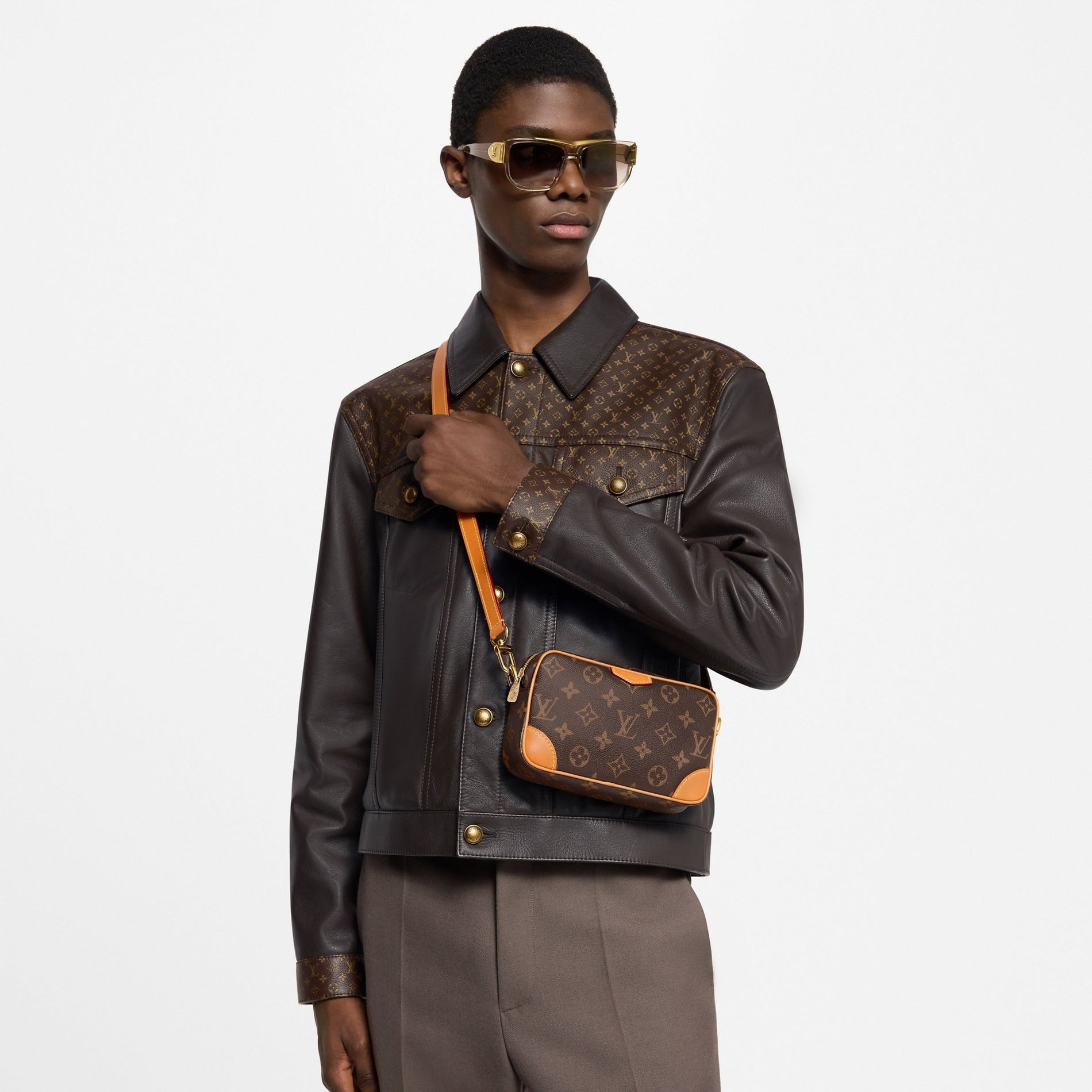 Louis Vuitton Canvas Pochette / Slim Crossbody (Brown/Tan) - image 5