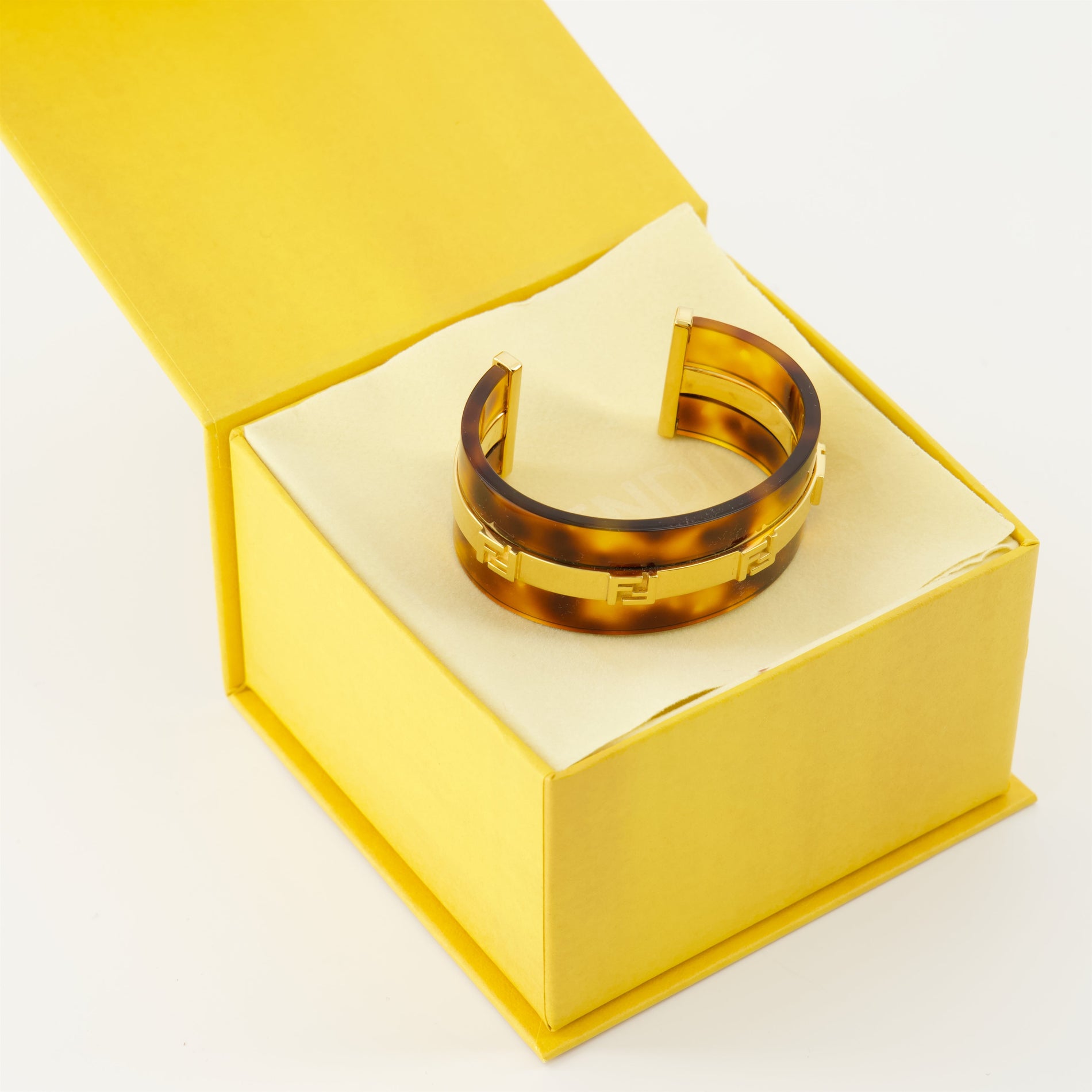 Fendi Tortoiseshell Effect Cuff Bracelet - image 3