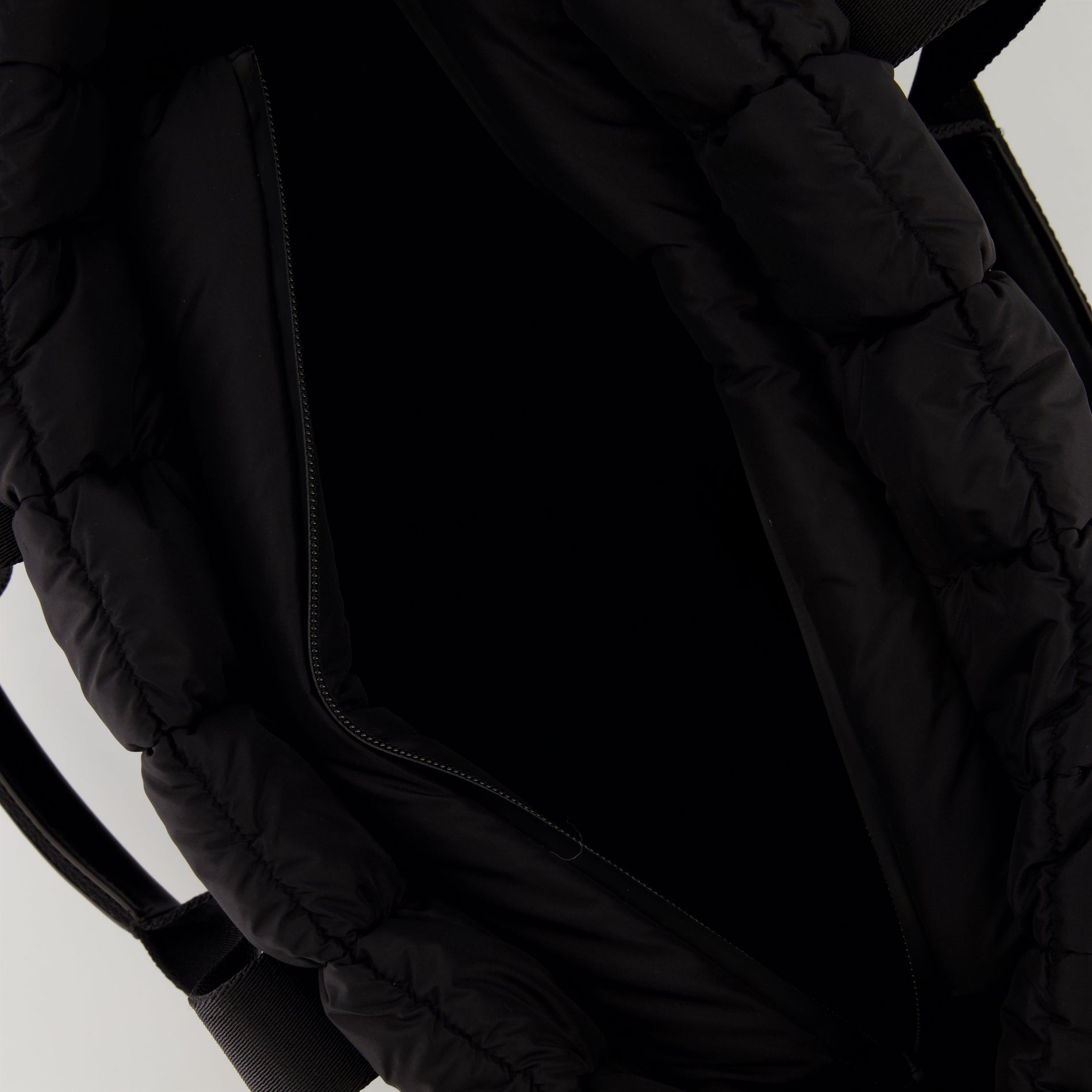 Moncler Caradoc Tote - image 4