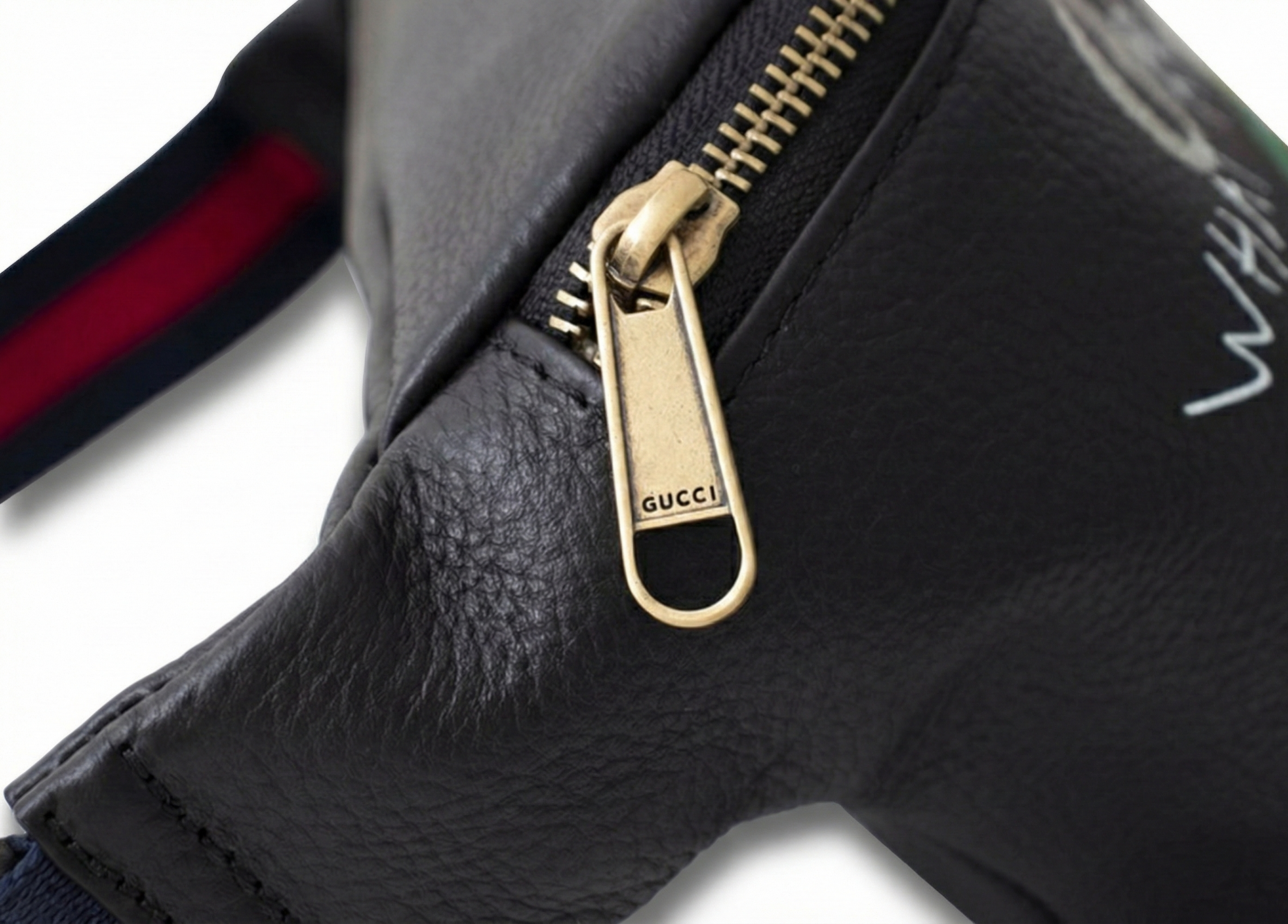 Gucci Logo Graffiti Leather Belt Bag - image 5