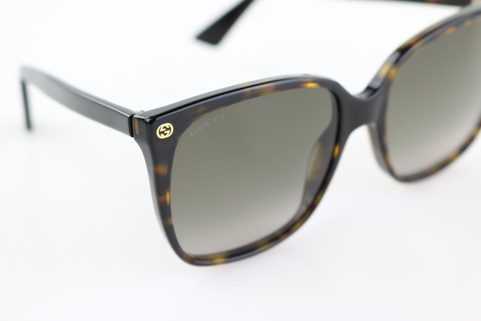 Gucci Tortoise Oversized Sunglasses - image 4