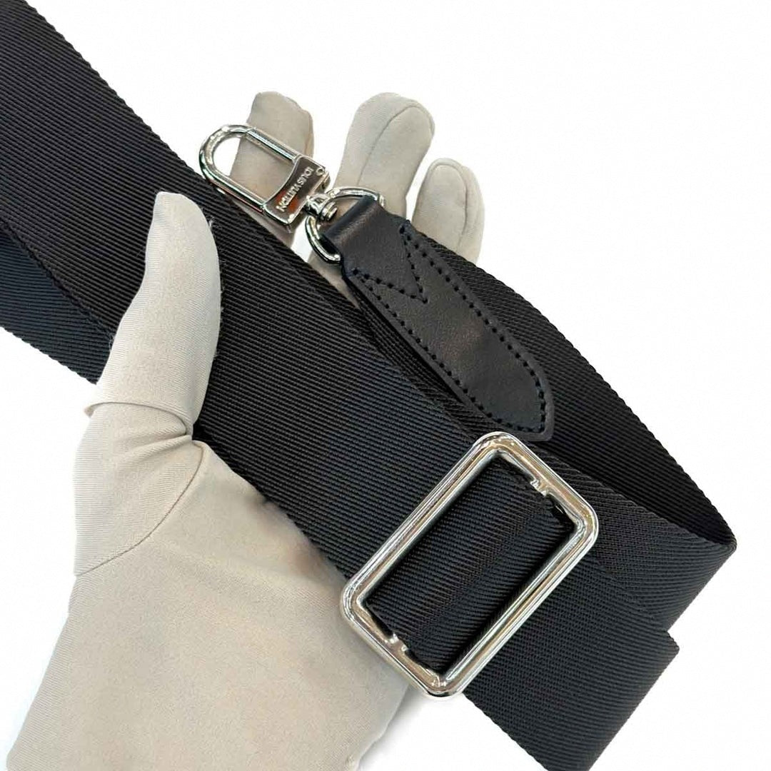 Louis Vuitton Damier Graphite Belt Bag / Crossbody Pouch - image 9