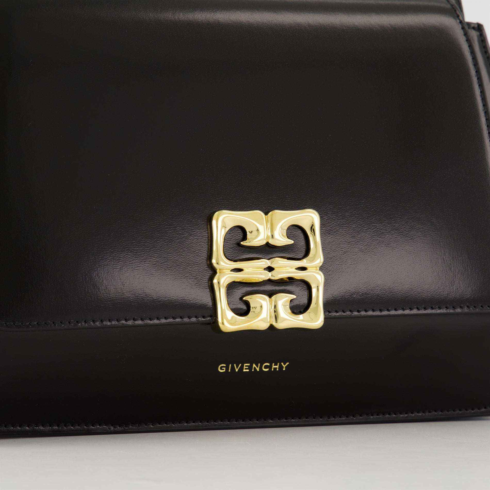Givenchy Black Leather 4G Logo Shoulder Bag - image 3