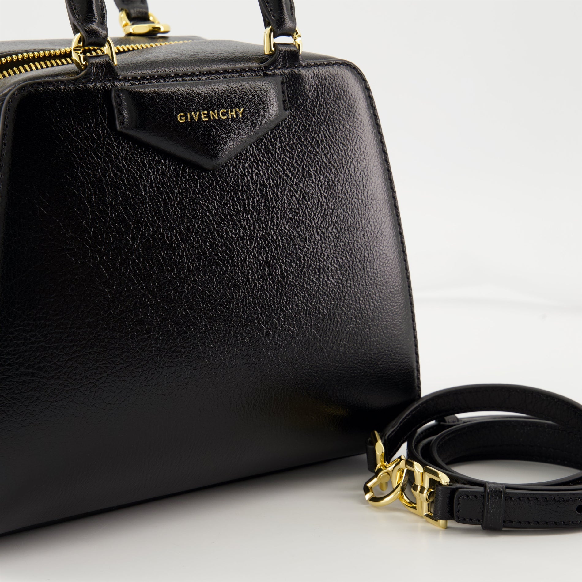 Givenchy Small Antigona Top Handle Bag in Black Leather - image 3