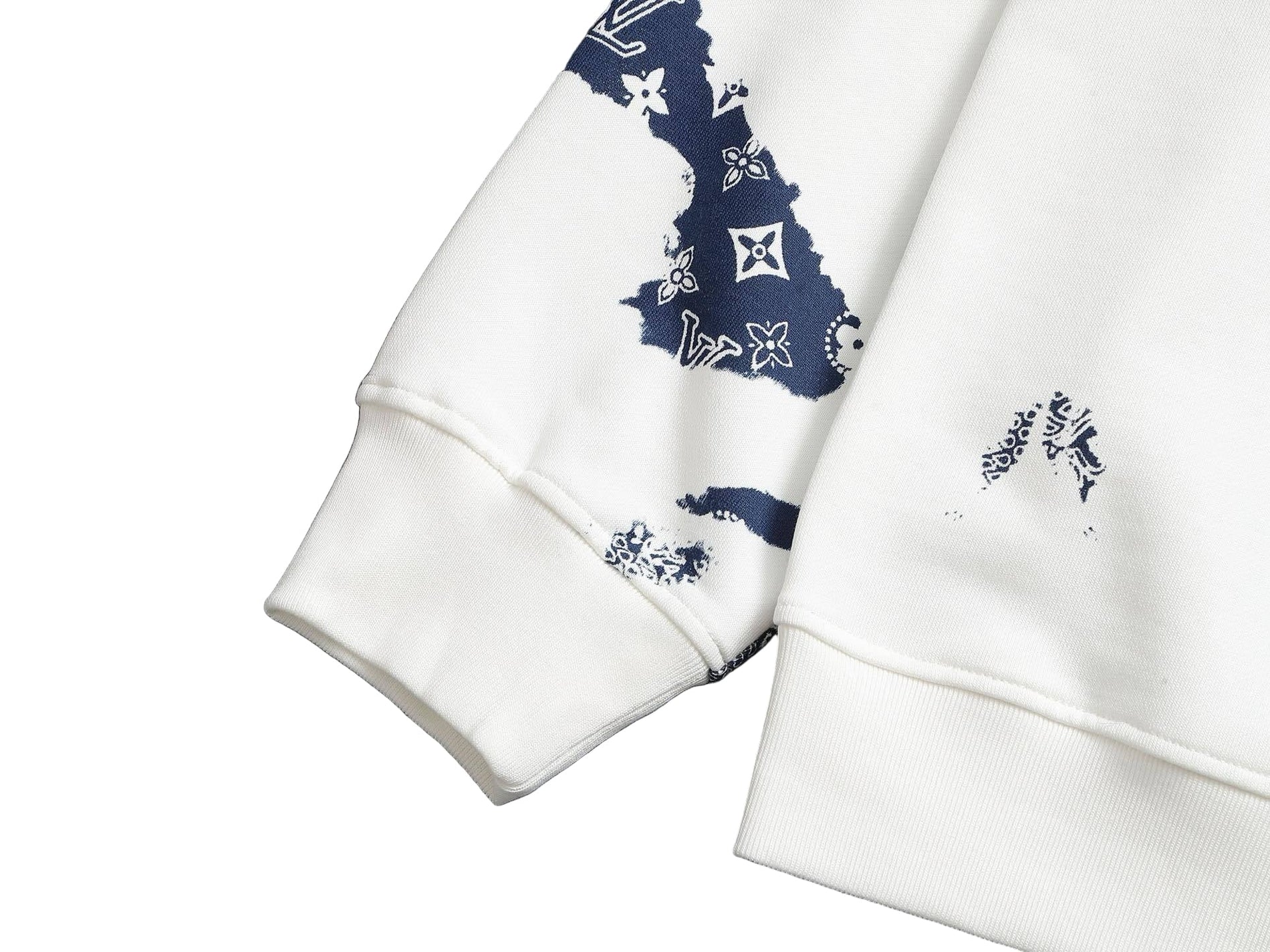 Louis Vuitton LV White Monogram Bandana Print Sweatshirt - image 9