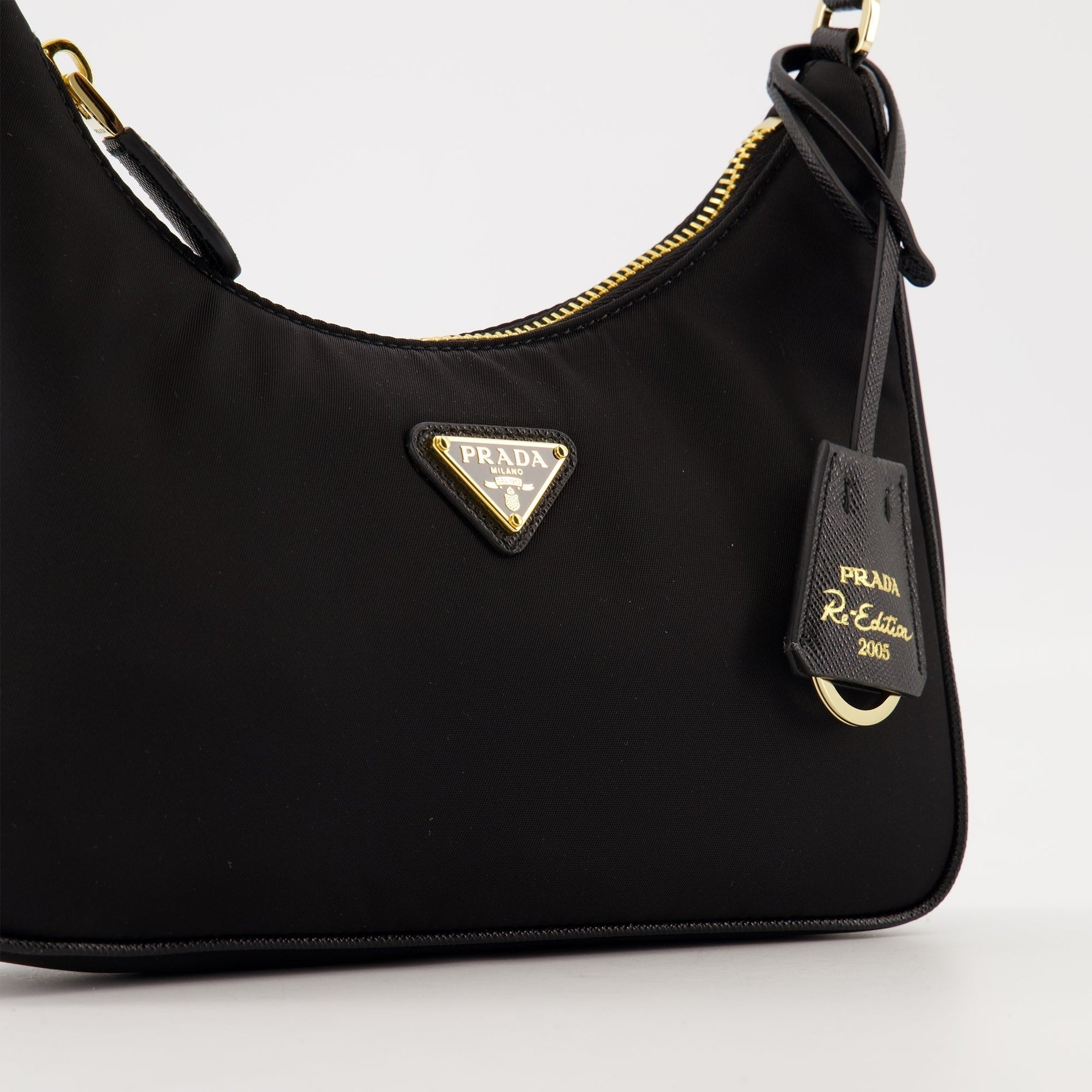 Prada Re-Edition Leather Shoulder Bag - image 3