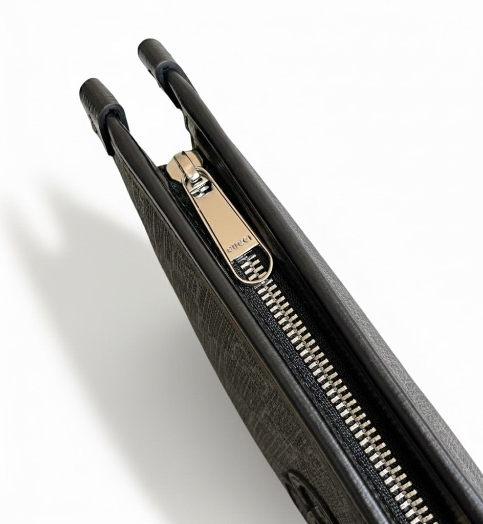 Gucci Supreme Coated Canvas Clutch Pouch - image 2