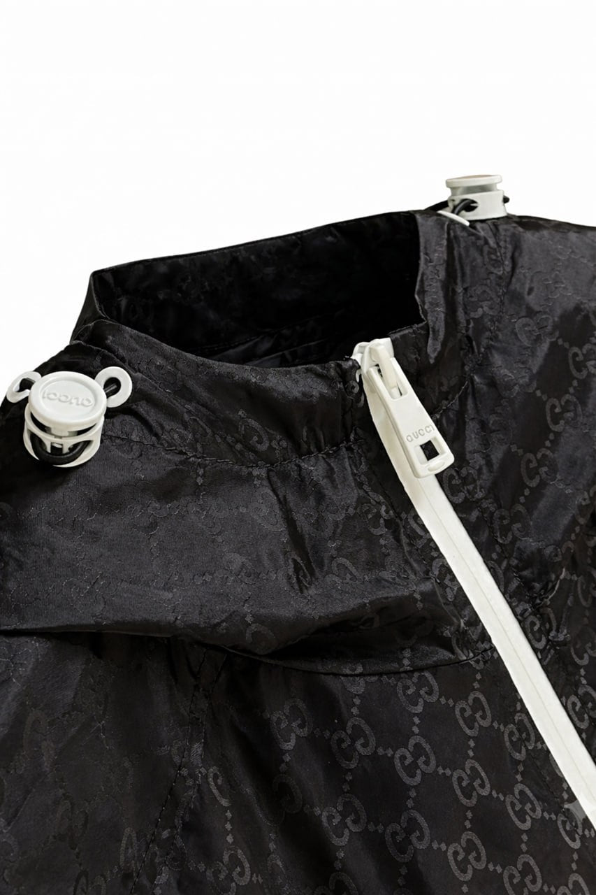 Gucci GG Jacquard Hooded Windbreaker Jacket with Contrast Zip – Black - image 4