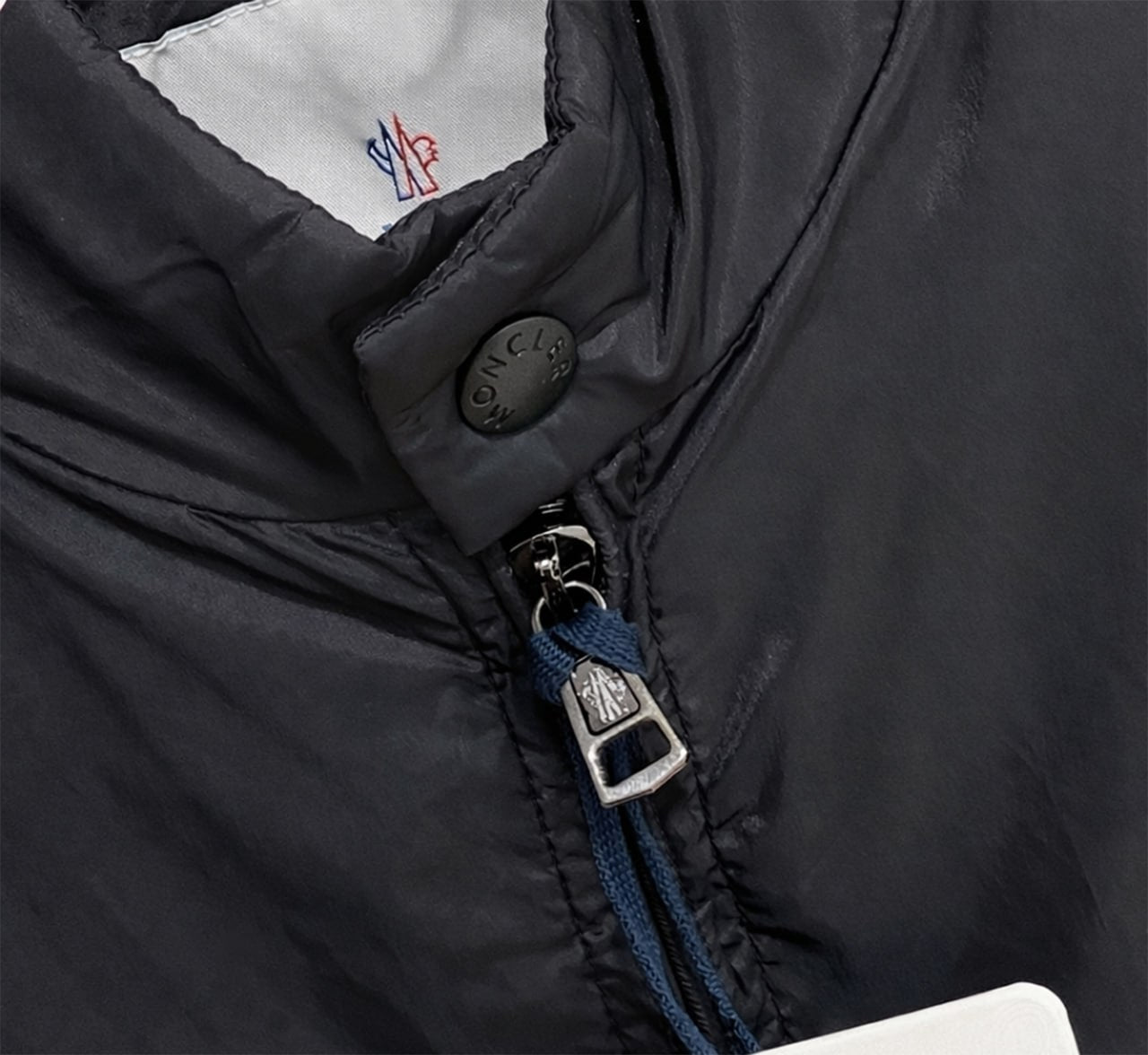 Moncler Classic Nylon Bomber Jacket - image 5