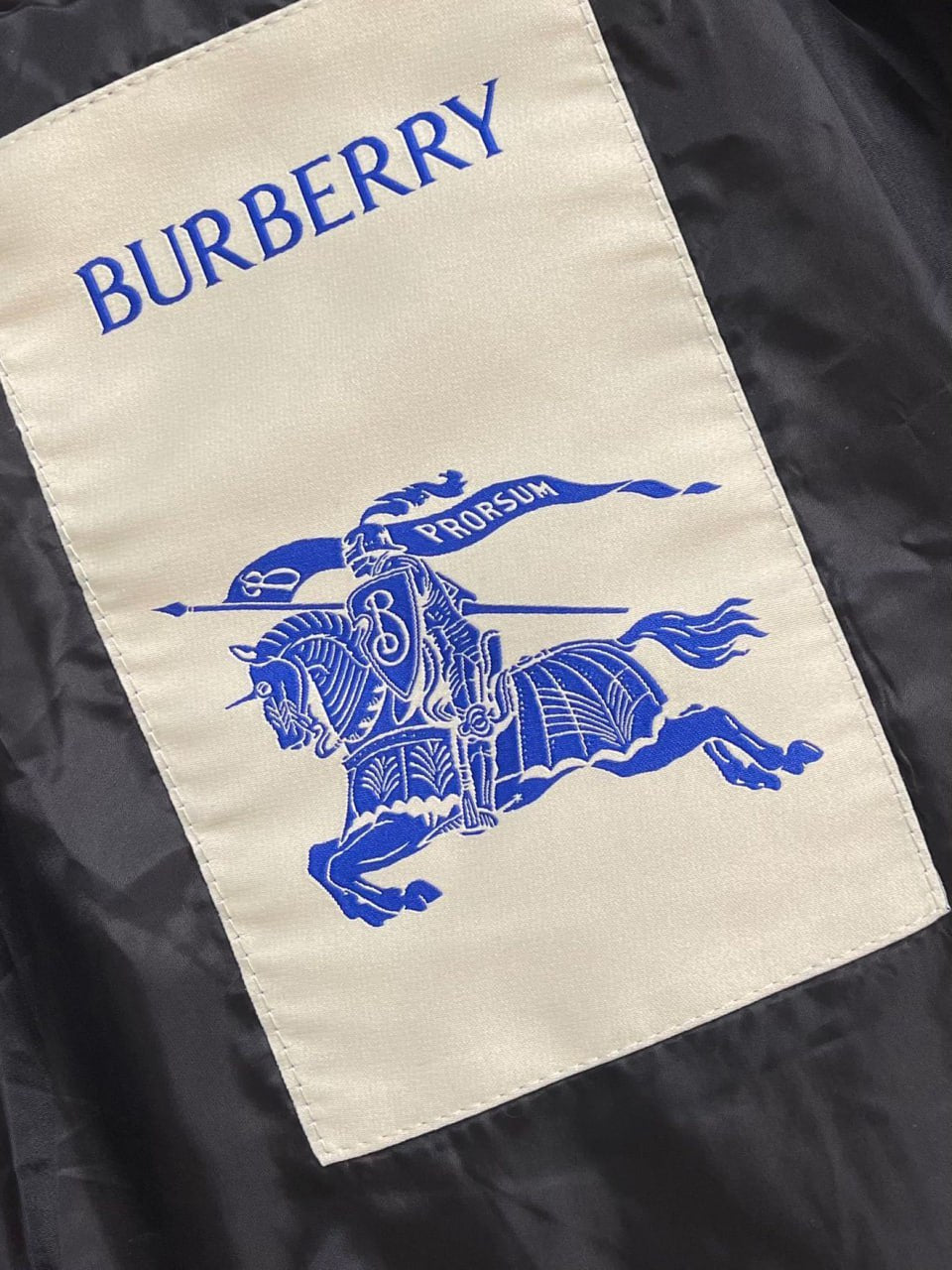 Burberry Hooded Nylon Jacket with Equestrian Knight Emblem - image 9