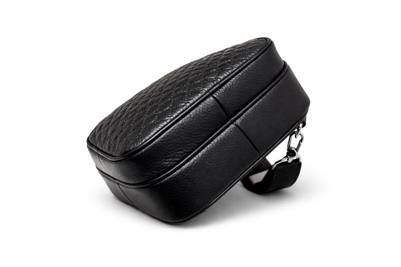 Gucci Marmont Matelassé Leather Crossbody Bag (Black) - image 4