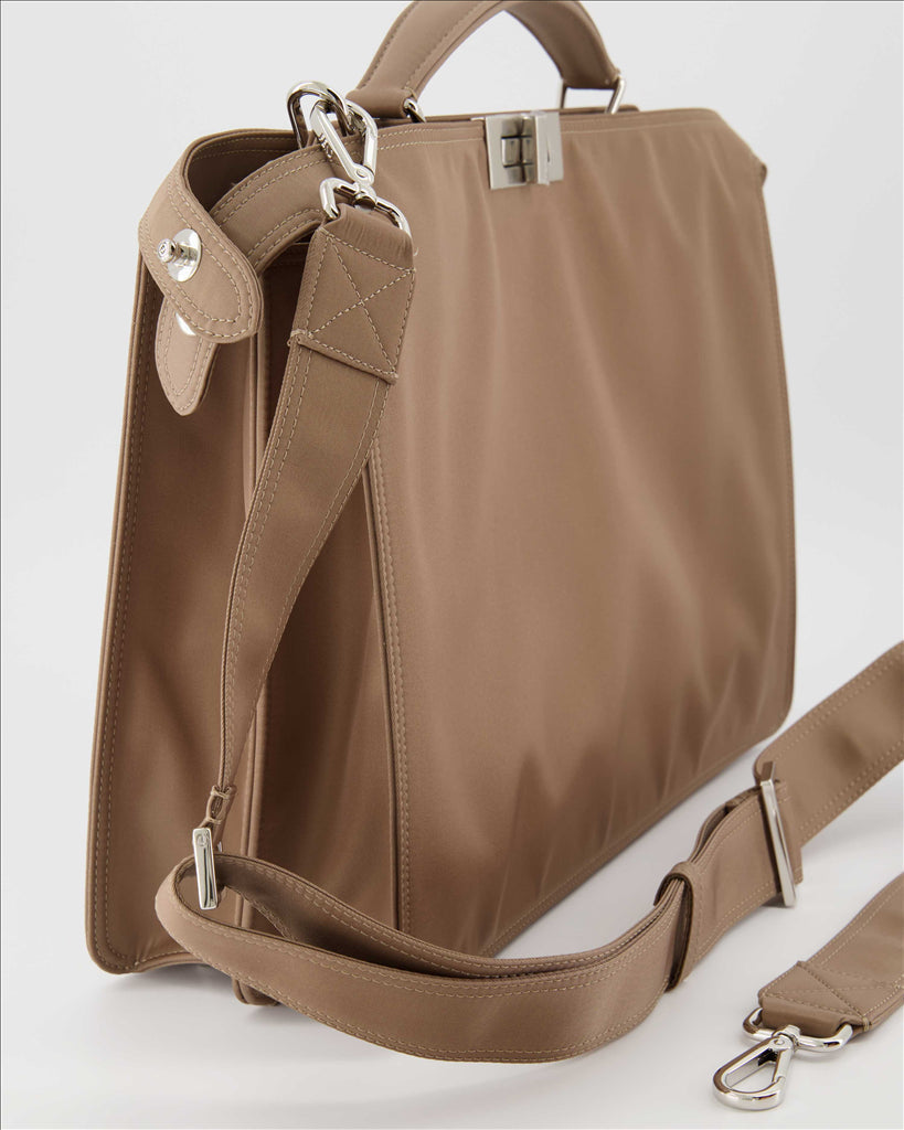 Fendi Peekaboo ISeeU Bag - image 3